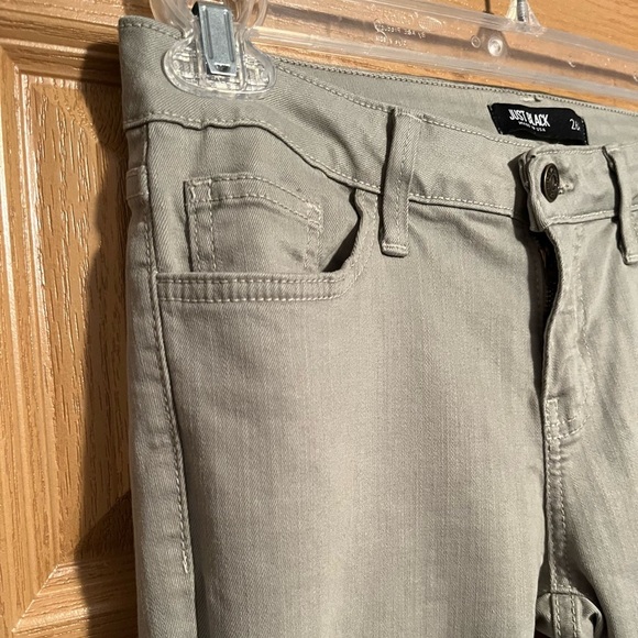 Just Black Denim Modern Classic Skinny Jeans - Picture 4 of 12